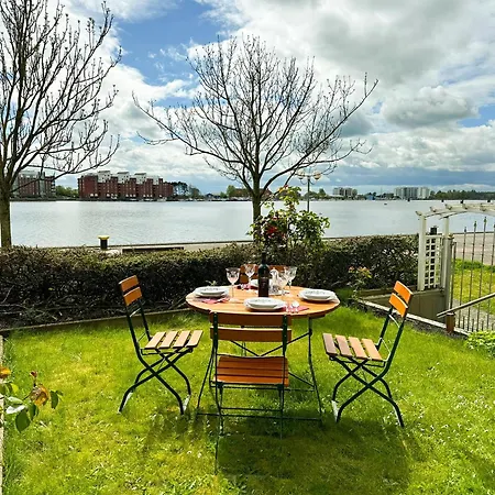 Havenblick Apartment *